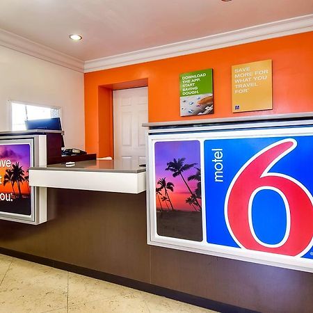 Motel 6 Garden Grove Bagian luar foto