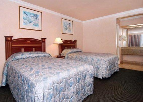 Motel 6 Garden Grove Ruang foto