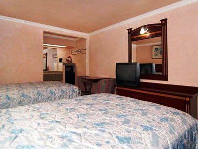 Motel 6 Garden Grove Bagian luar foto